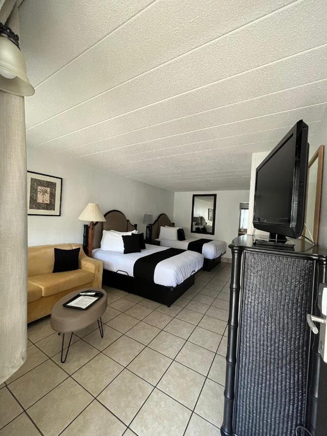 Holiday Isles Resort มาเดราบีช ภายนอก รูปภาพ