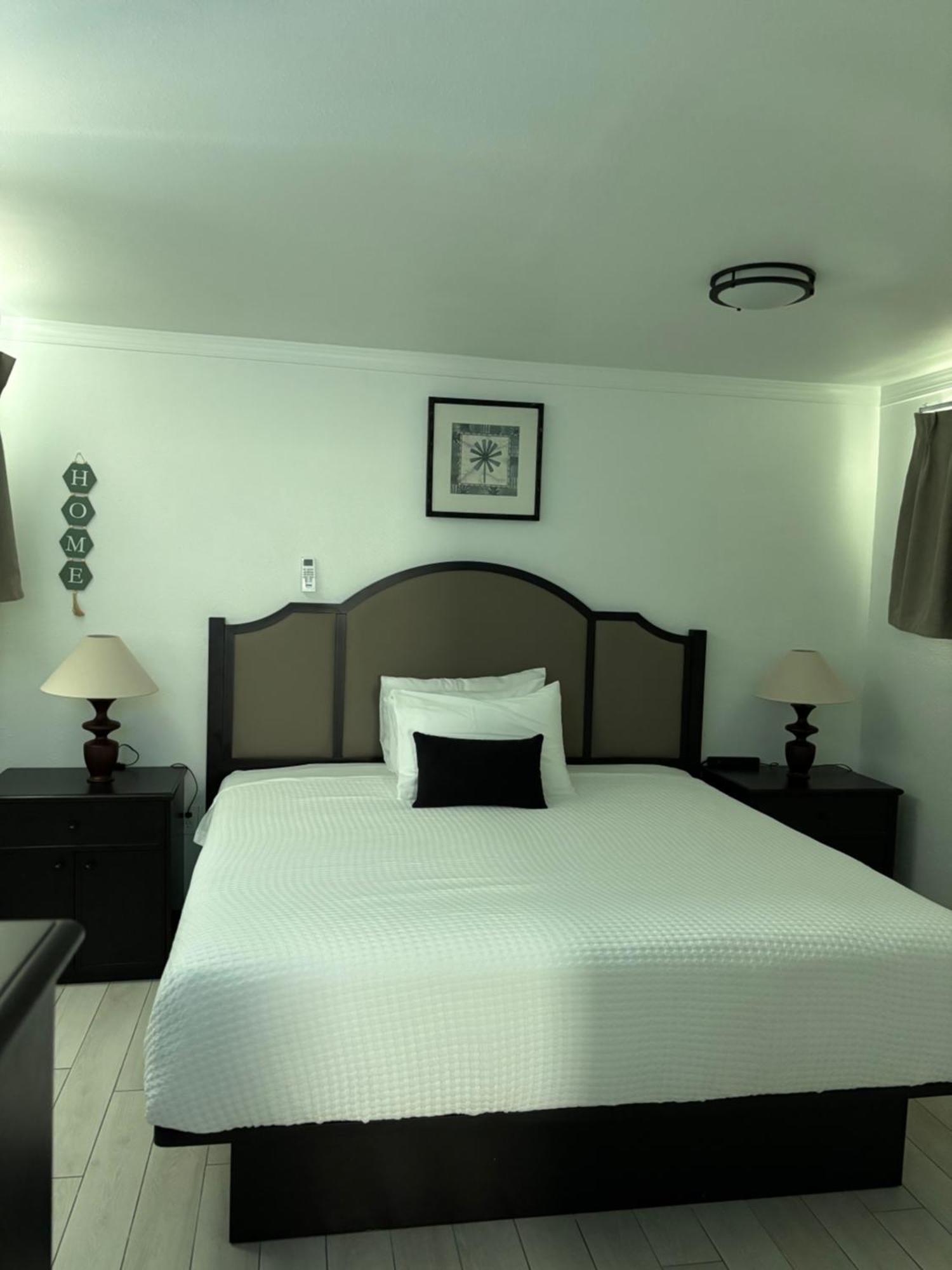 Holiday Isles Resort มาเดราบีช ภายนอก รูปภาพ